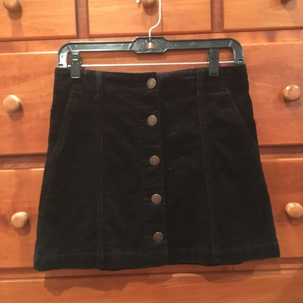Forever 21 corduroy button up skirt